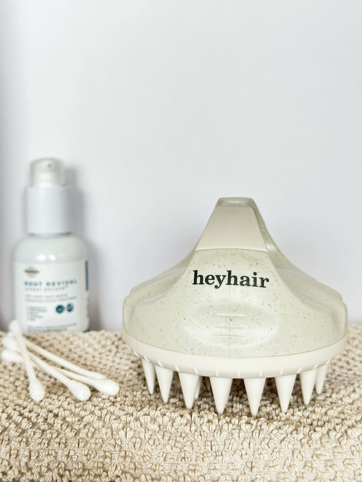 Scalp Stimulating Massage Brush